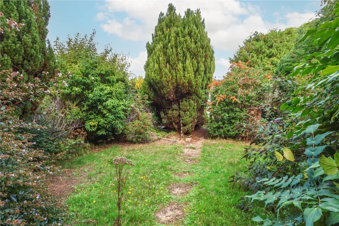 Huntfield Road, Moordown, Bournemouth, BH9 - image 14