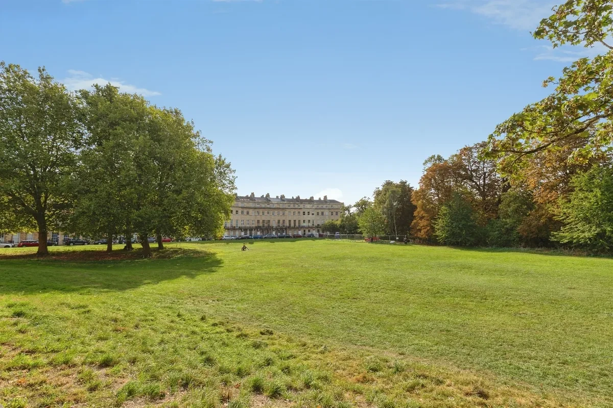 Nelson Place West, Bath - image 9