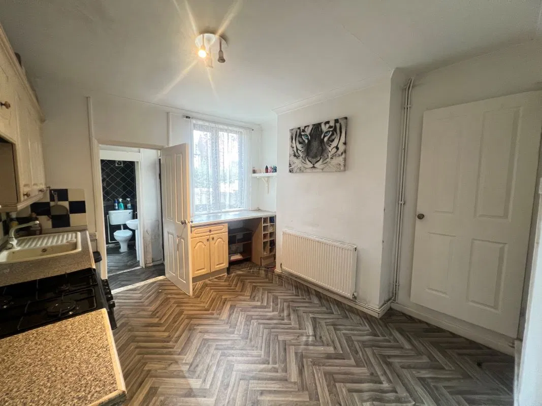22 Gedling Street, Mansfield, Nottinghamshire, NG18 4AH - image 3