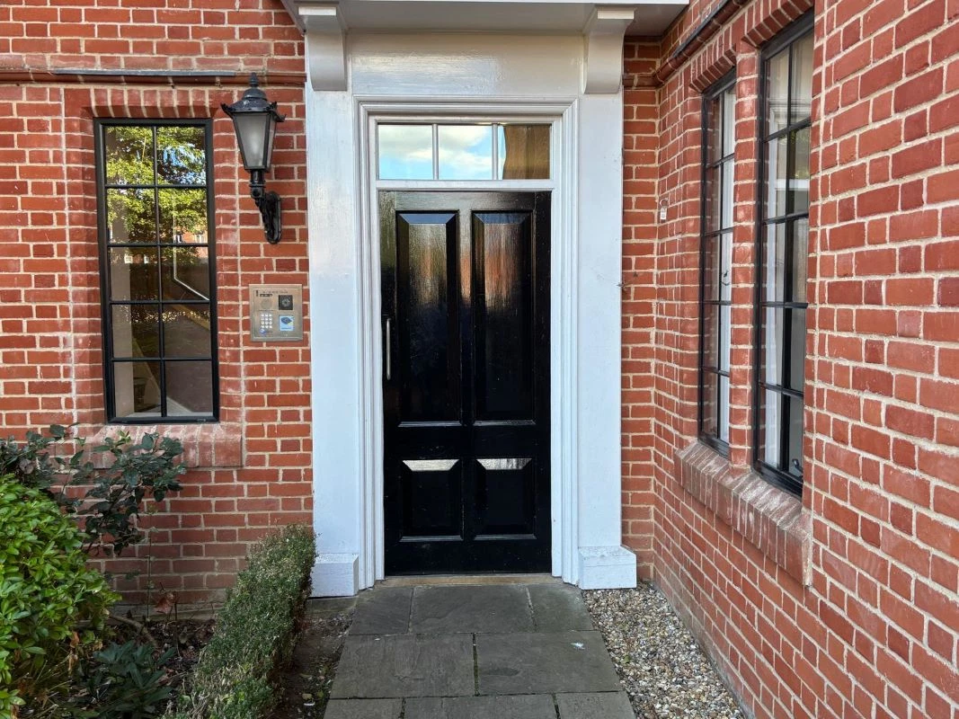 22 Rose Court The Galleries, Brentwood, Essex, CM14 5GJ - image 15