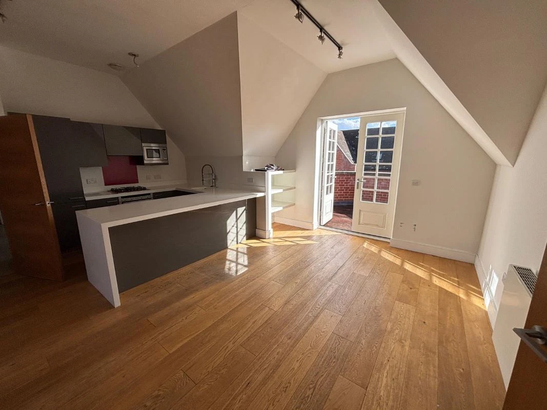 22 Rose Court The Galleries, Brentwood, Essex, CM14 5GJ - image 6
