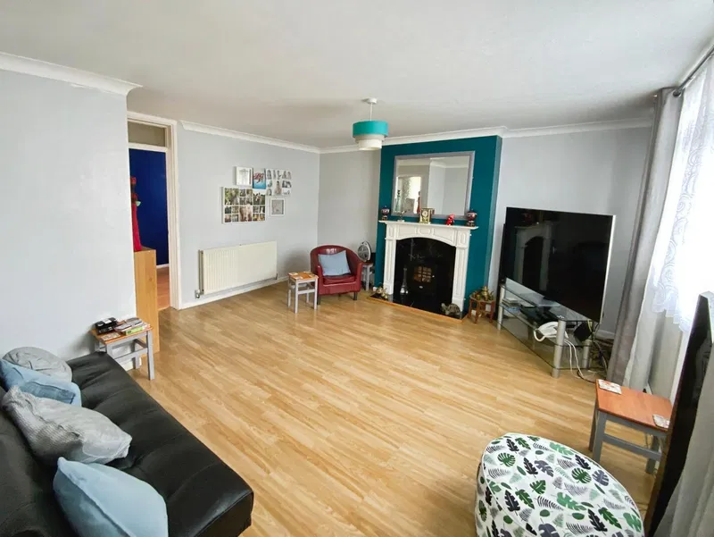 Cookbury Close, Hull, HU7 - image 2