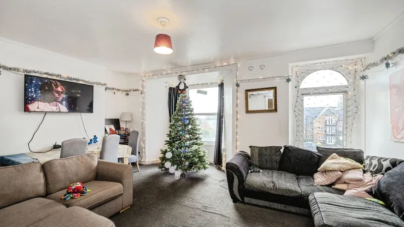 Gower Road, Sketty, Swansea, SA2 - image 3