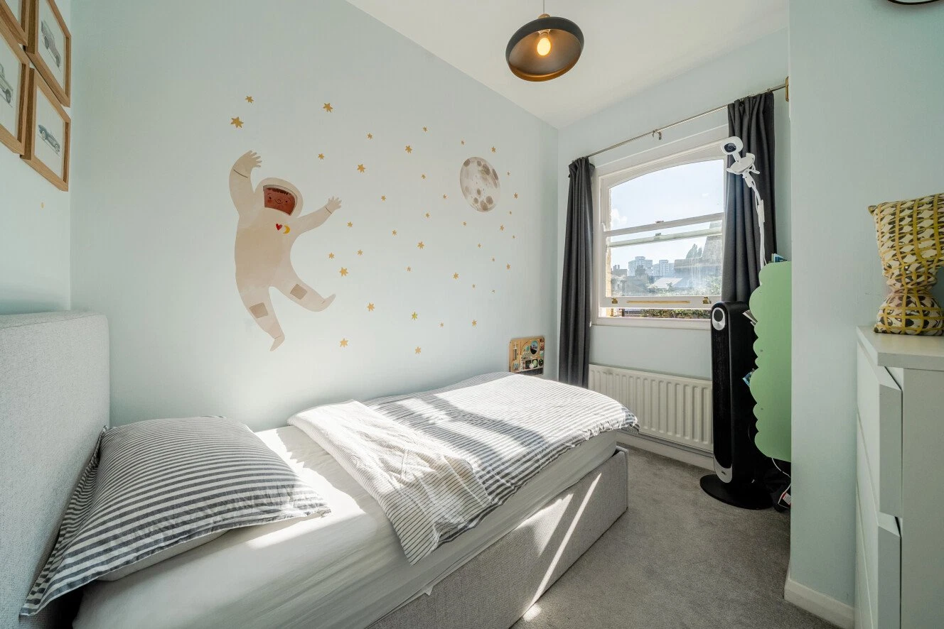 Tennyson Street, Battersea, London, SW8 - image 14