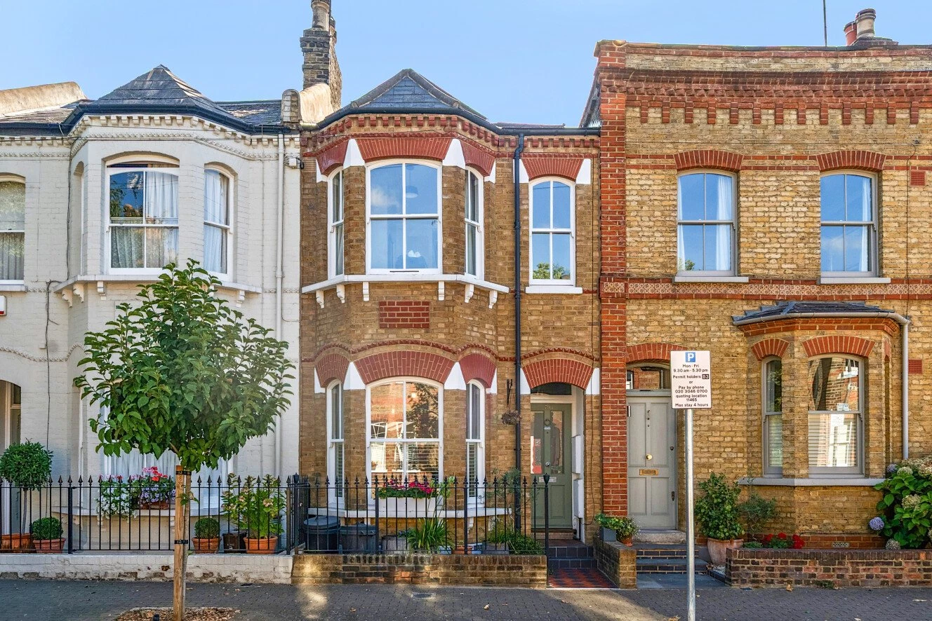 Tennyson Street, Battersea, London, SW8 - image 1