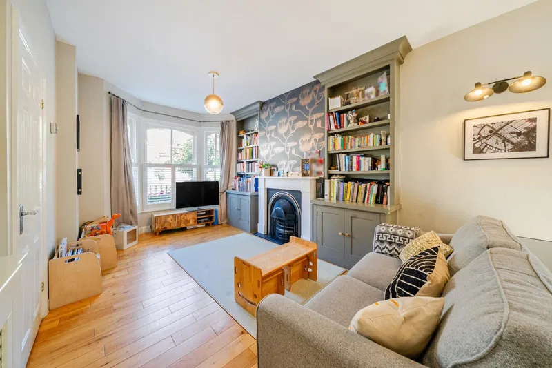 Tennyson Street, Battersea, London, SW8 - image 3