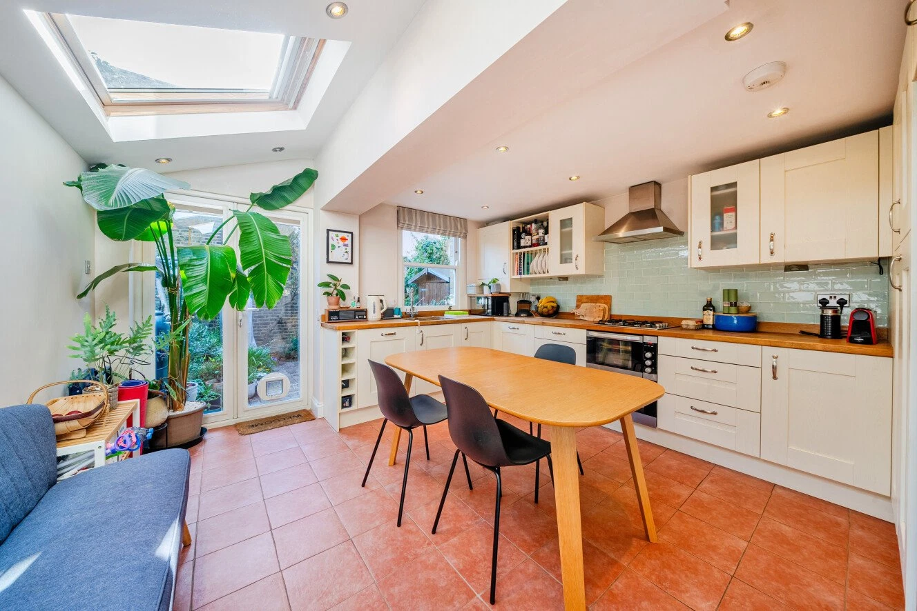 Tennyson Street, Battersea, London, SW8 - image 8