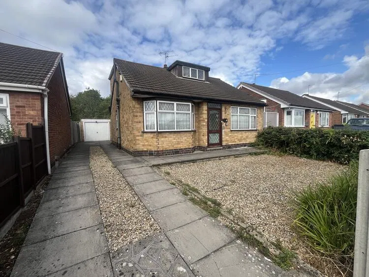 56 Brixham Drive, Wigston, Leicestershire, LE18 1BH - image 2