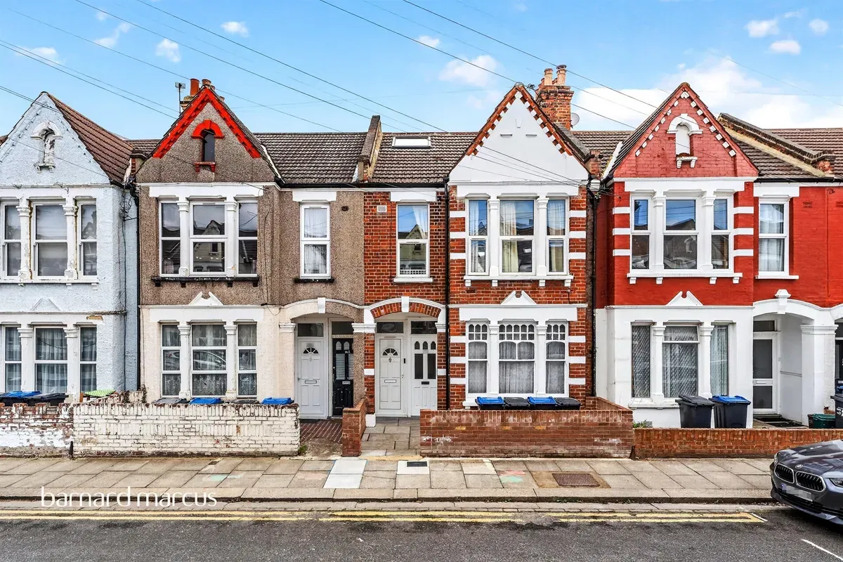 Heaton Road, Mitcham - image 1