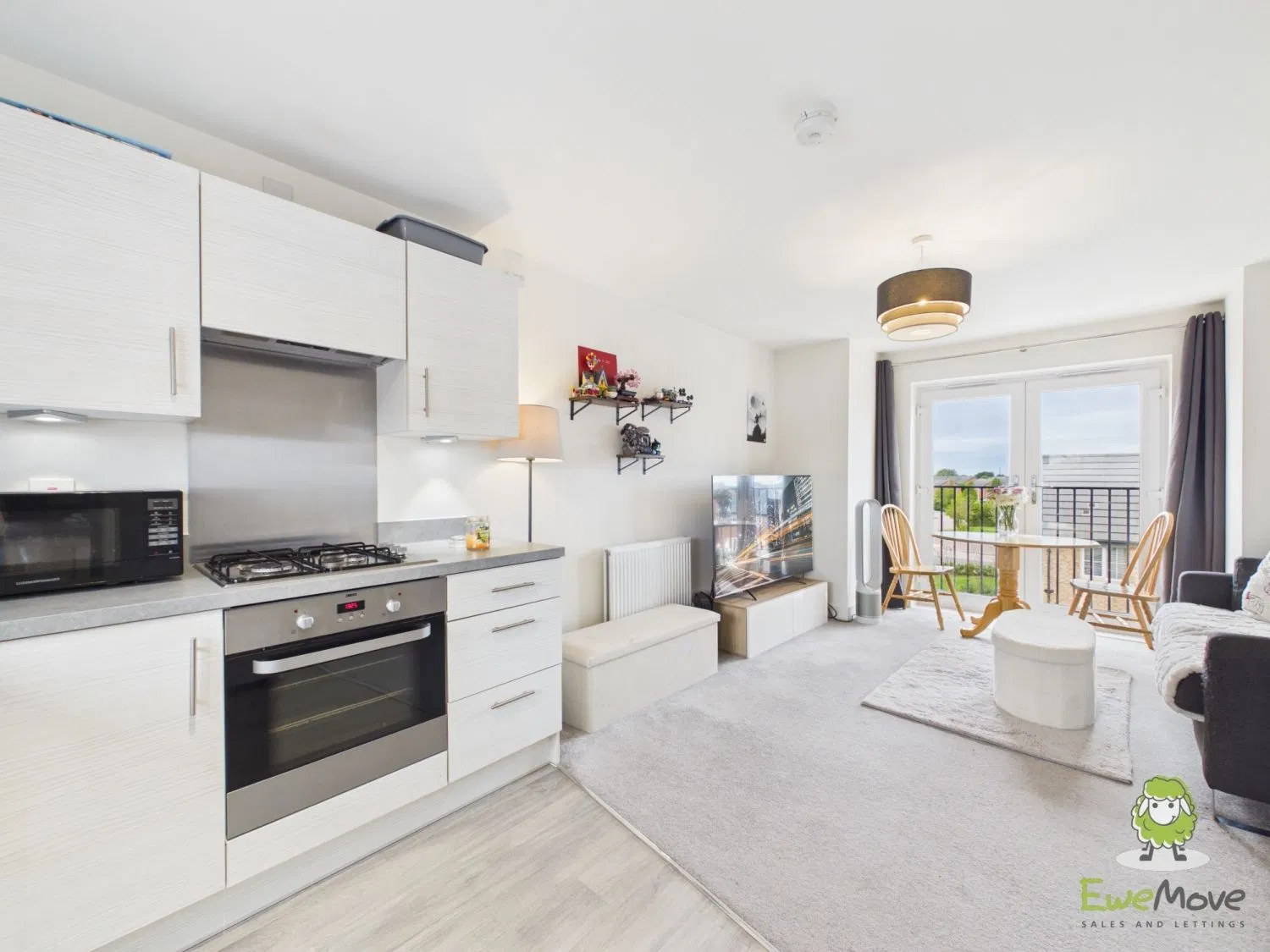Flat 9 51 Samuel Armstrong Way, Crewe - image 2