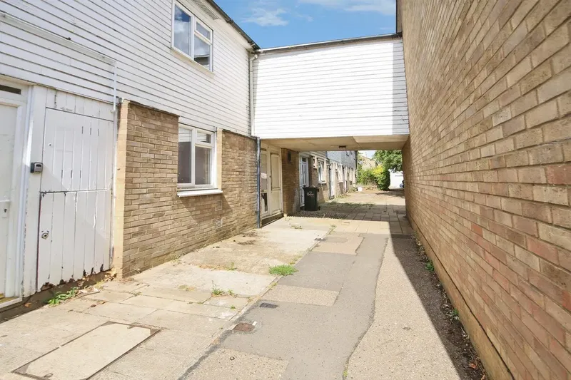 Ellindon, Bretton, Peterborough - image 2