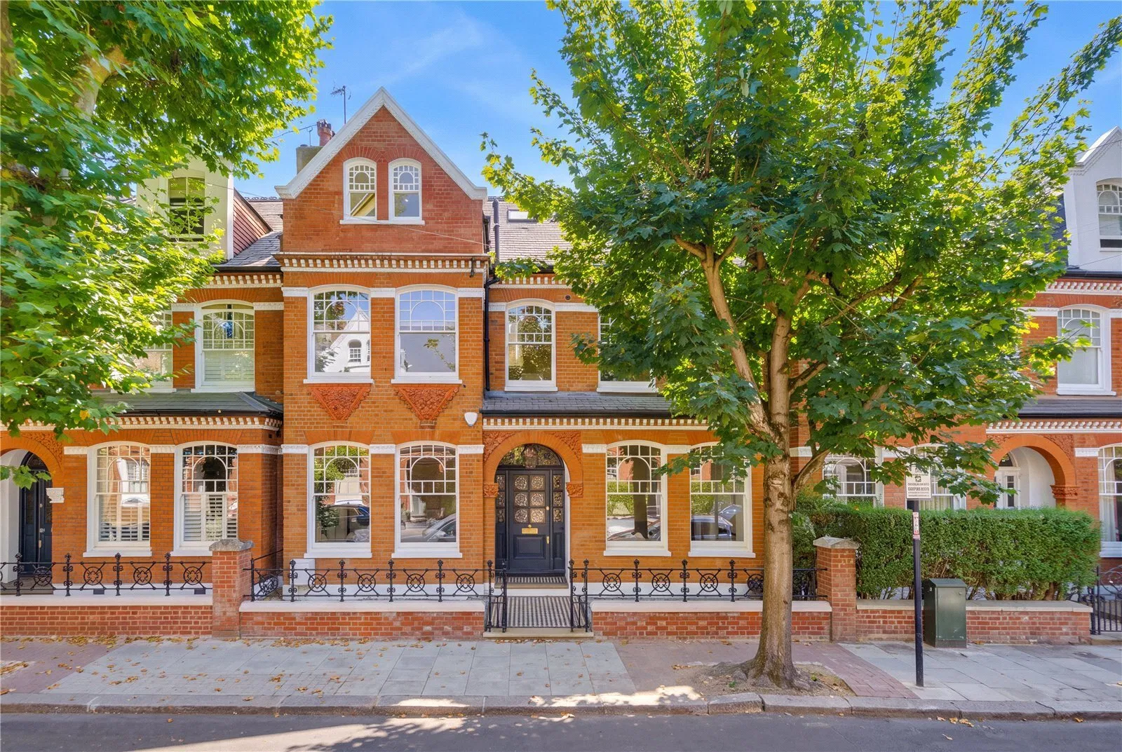 Crockerton Road, London, SW17 - image 1