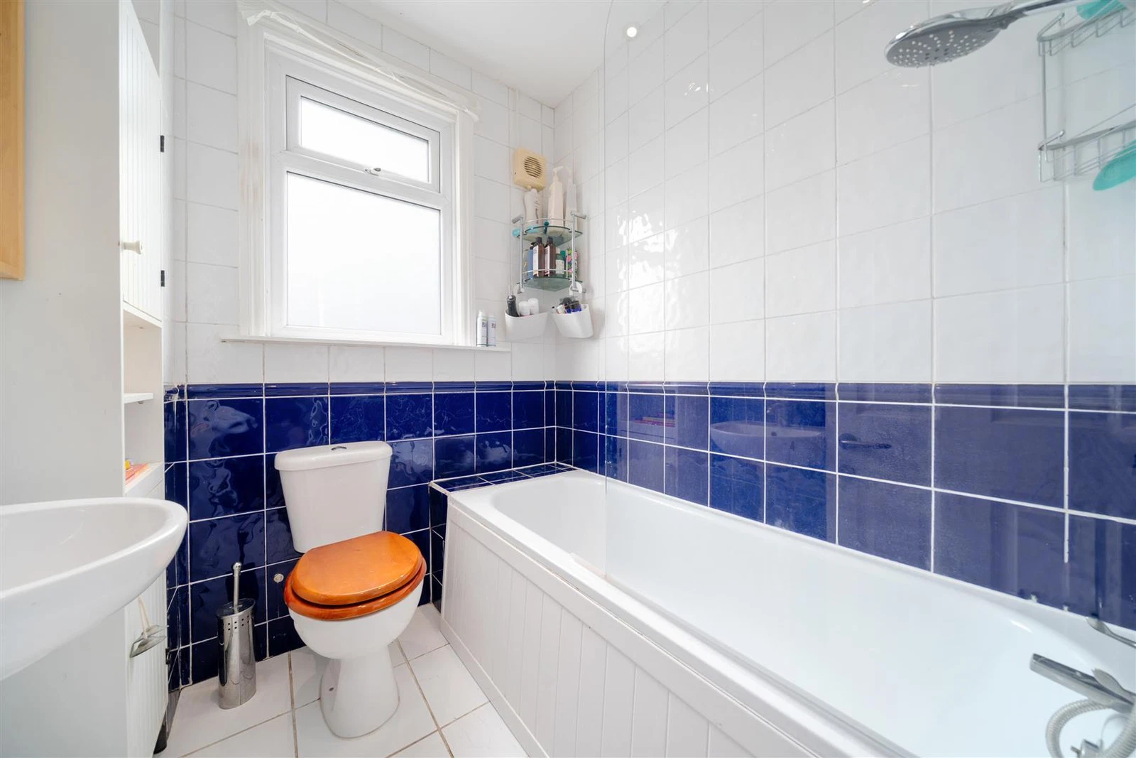 Garfield Road, Wimbledon, SW19 - image 16