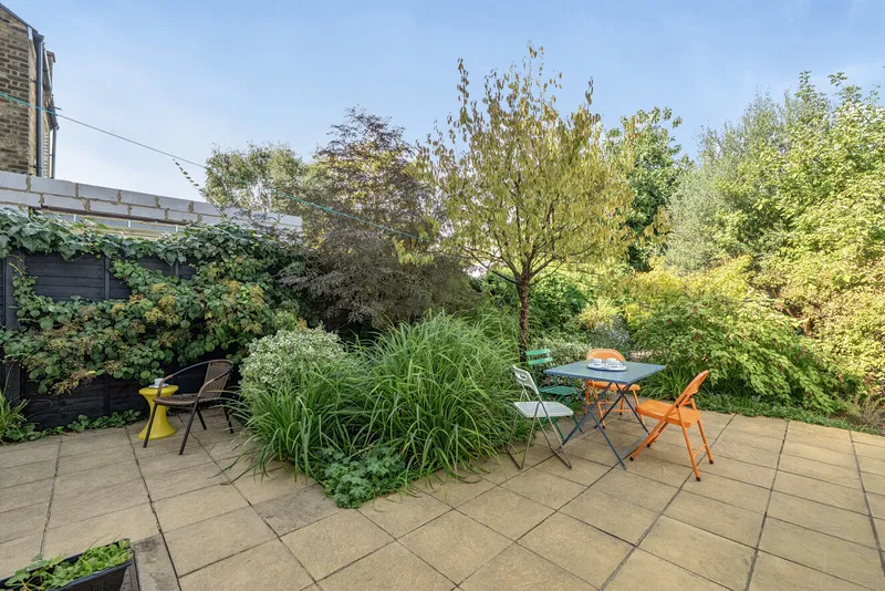 Liddell Gardens, London, NW10 - image 3