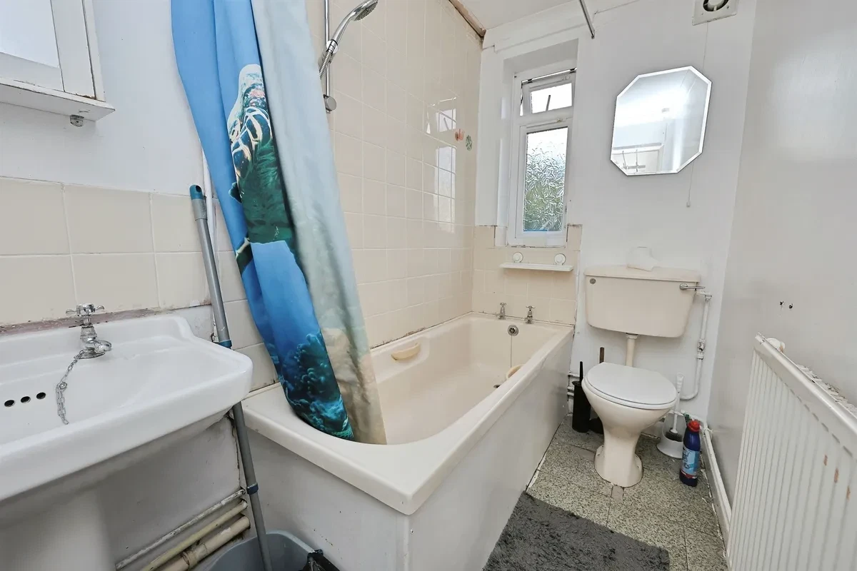 Brereton Close, Norwich, NR5 - image 16