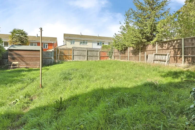 Brereton Close, Norwich, NR5 - image 2