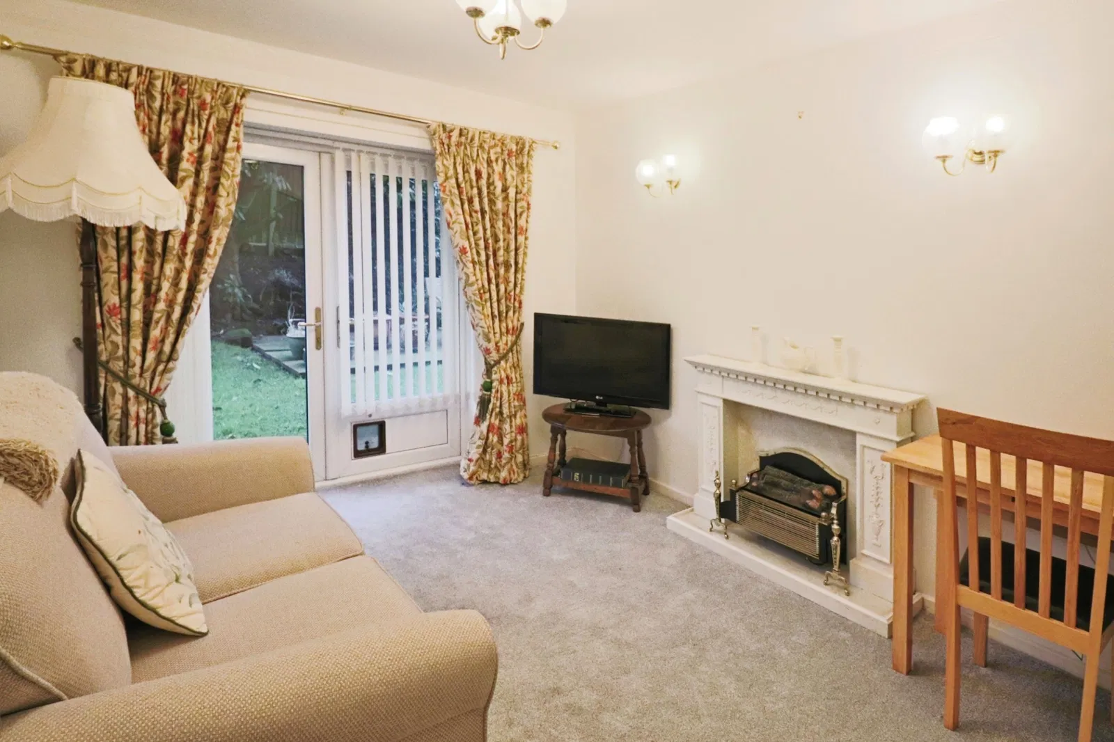 The Moorings, Stone, ST15 - image 3