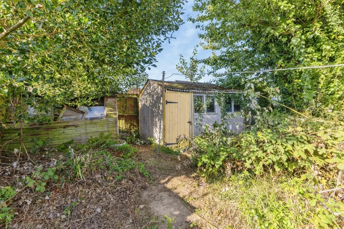 Links Avenue, Hellesdon, Norwich - image 16