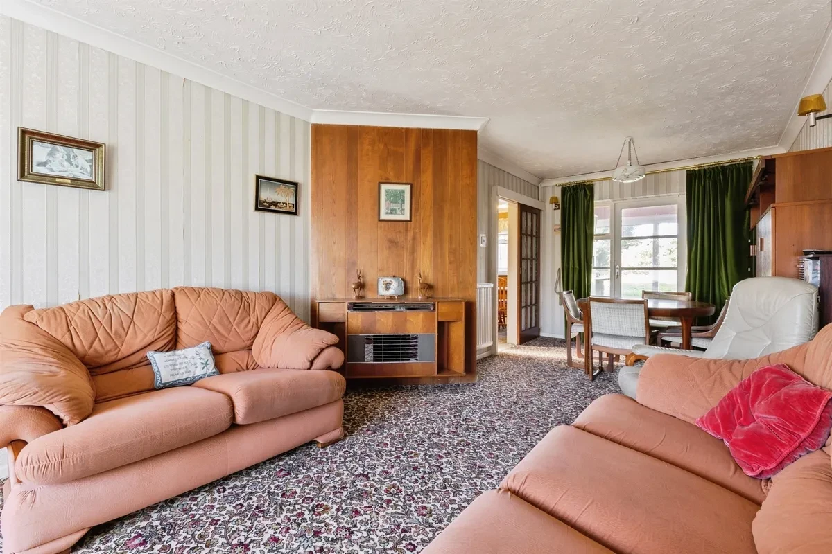 Links Avenue, Hellesdon, Norwich - image 3
