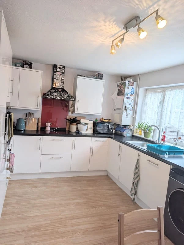 Linden Close, Fishponds, Bristol, BS16 - image 2