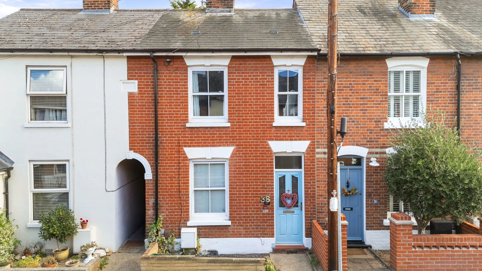 Crowhurst Road, Colchester, CO3 3JW - image 1