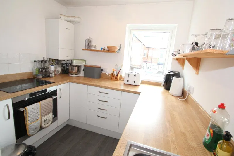 Devonshire Terrace, Whitley Bay, NE26 2EJ - image 3