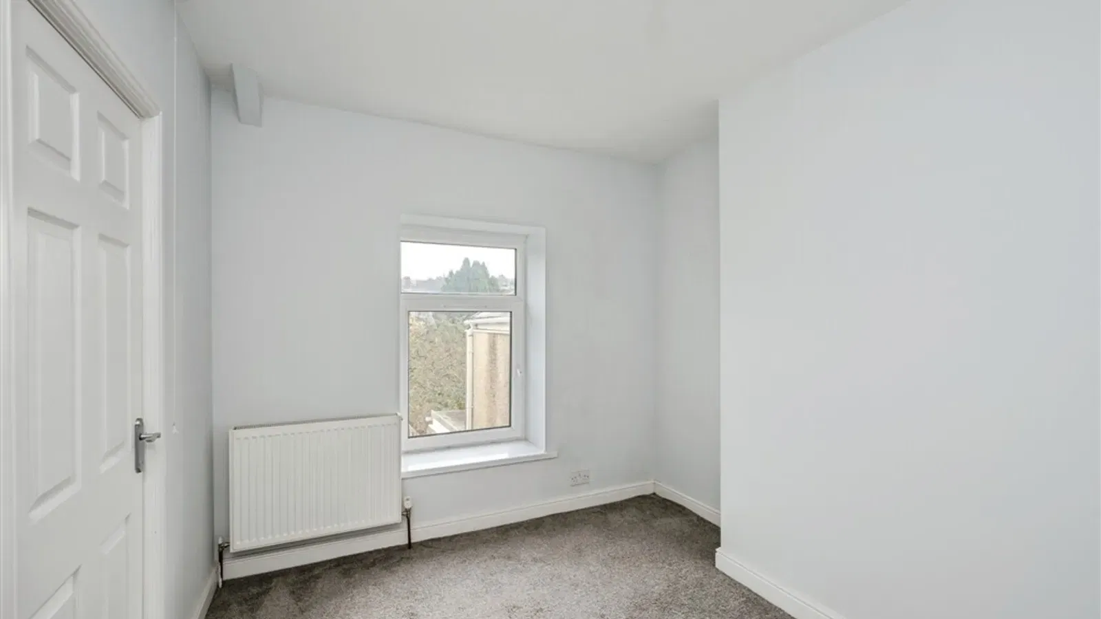 Mary Street, Neath - image 4