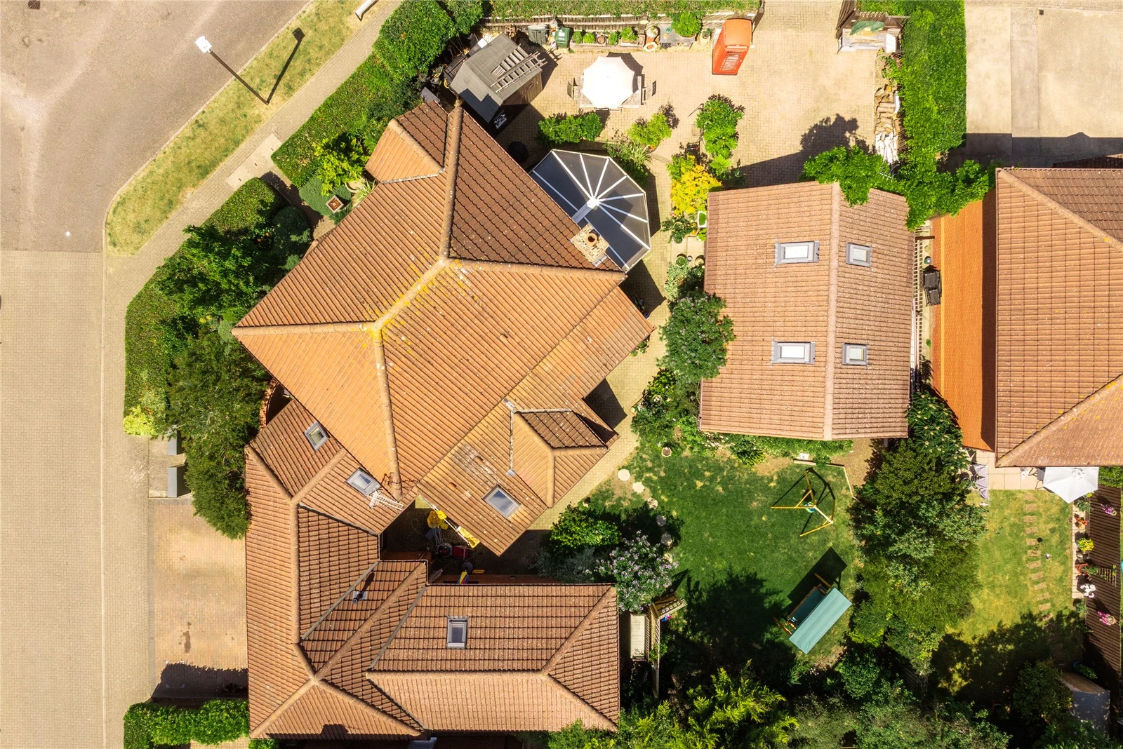 16 Brill Place, Bradwell Common, Buckinghamshire, MK13 8EQ - image 6