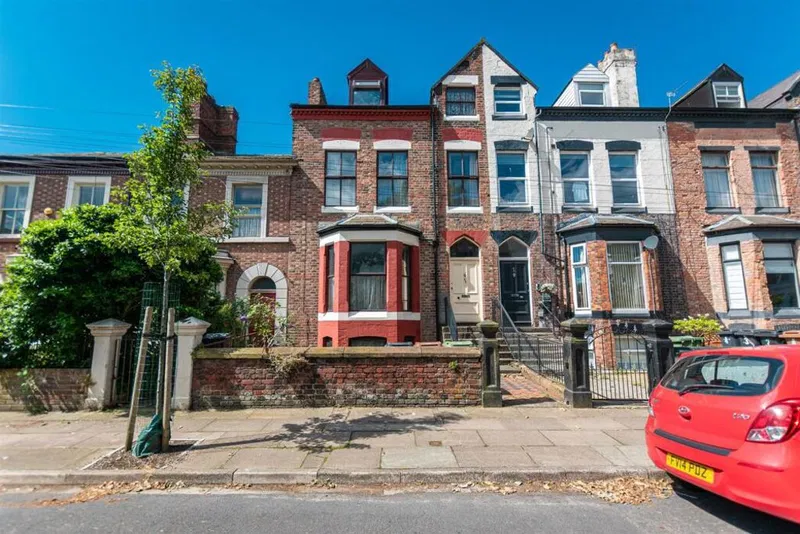 Waterloo Road, Waterloo, Liverpool, Merseyside, L22 1RF