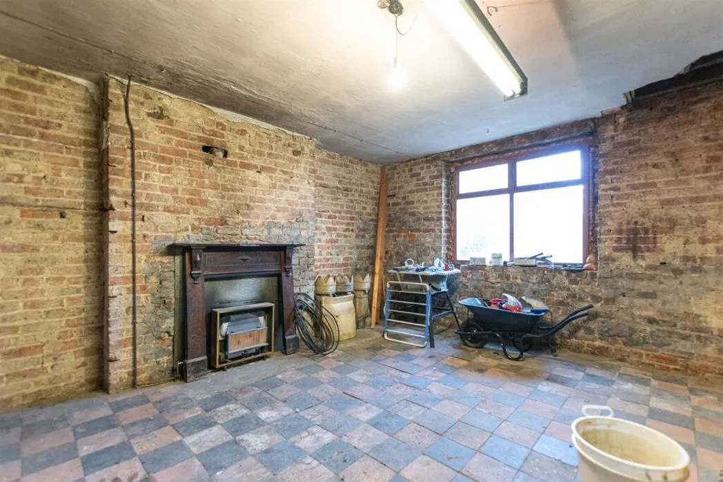 Waterloo Road, Waterloo, Liverpool, Merseyside, L22 1RF - image 4