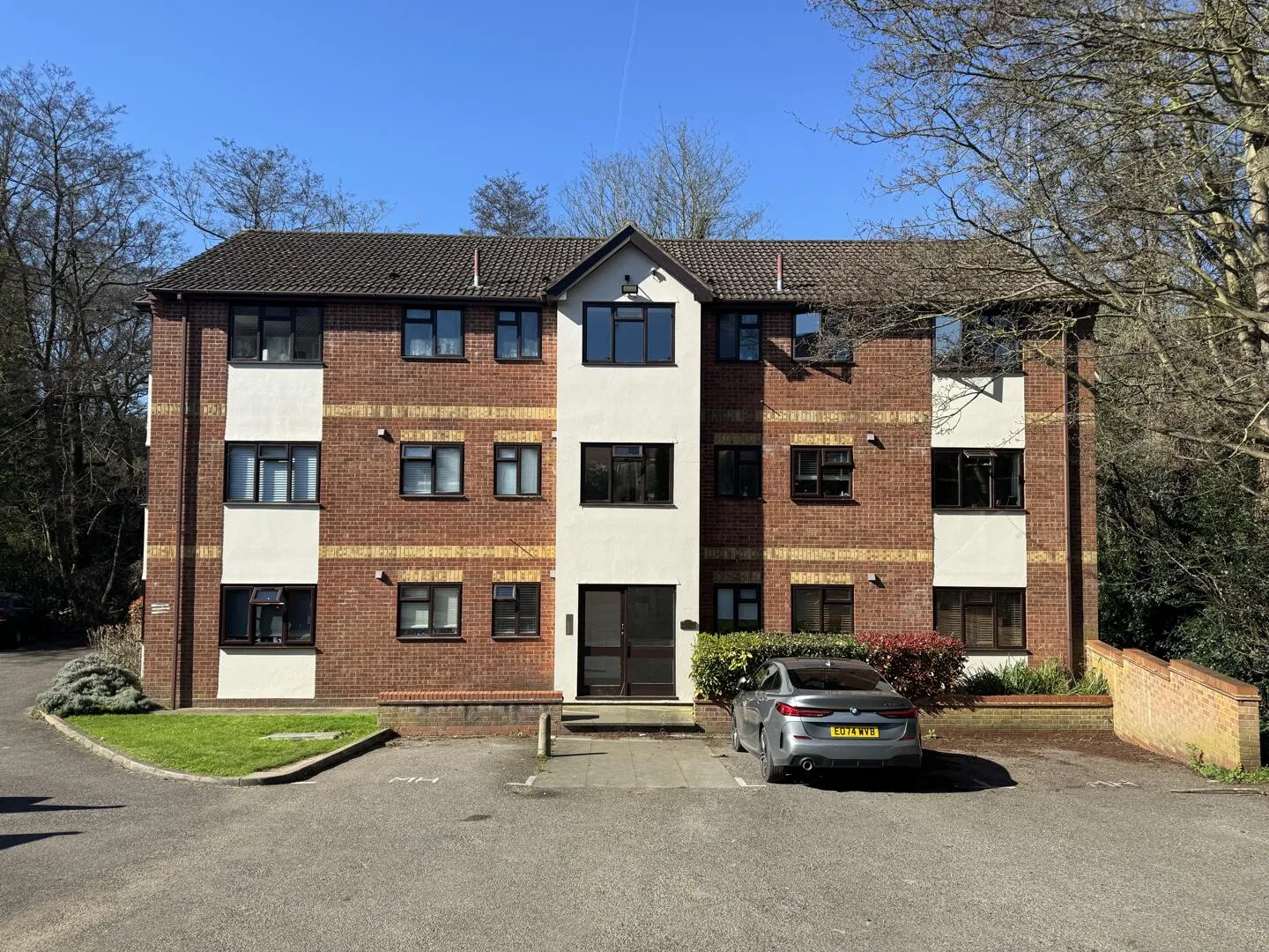 Marlborough House, Firsgrove Crescent, Brentwood, CM14 5TF - image 2
