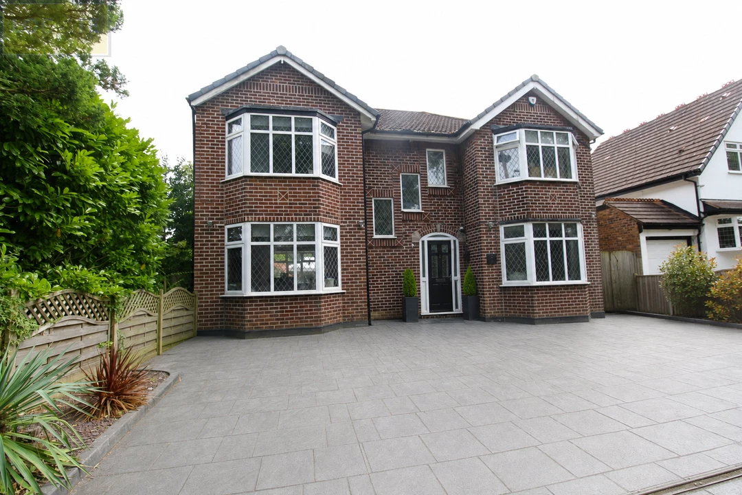 Flat 4, Winster House, Moorside Road, Flixton - image 12