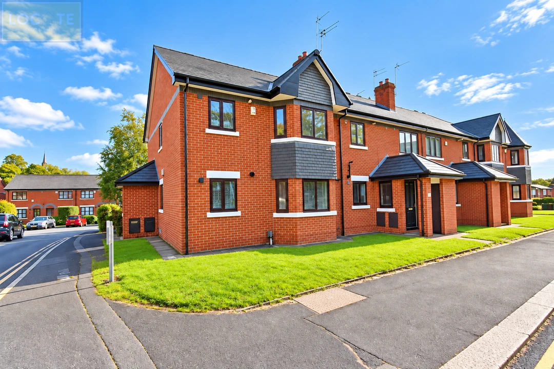 Flat 4, Winster House, Moorside Road, Flixton - image 13