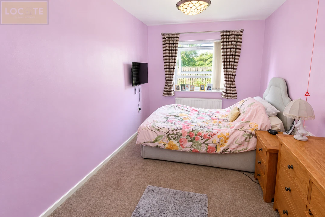 Flat 4, Winster House, Moorside Road, Flixton - image 6