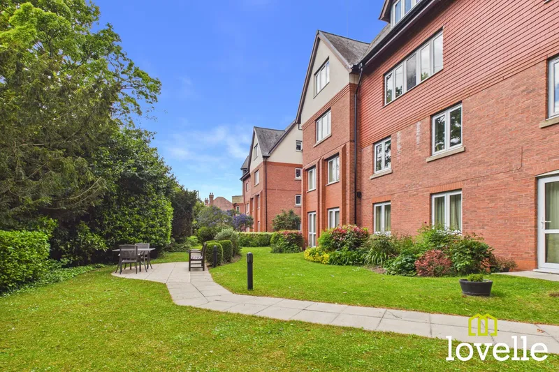 Flat 28, Shardeloes Court Newgate Street, Cottingham, HU16 4EB