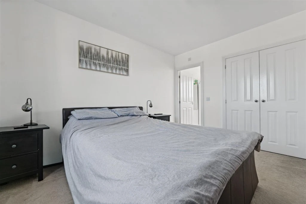 Kite Way, Hampton Vale, Peterborough - image 22