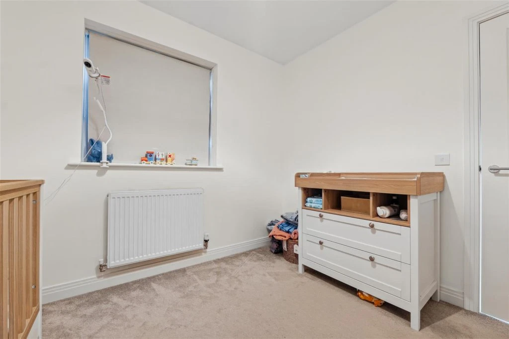 Kite Way, Hampton Vale, Peterborough - image 29