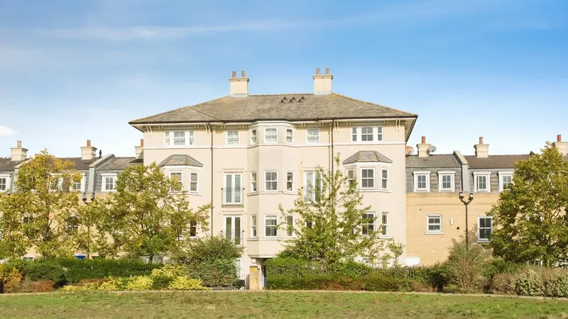 St. Matthews Gardens, Cambridge, Cambridgeshire, CB1