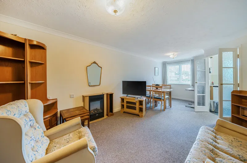Barrow Lane, Hessle, East Riding of Yorkshire, HU13 - image 3