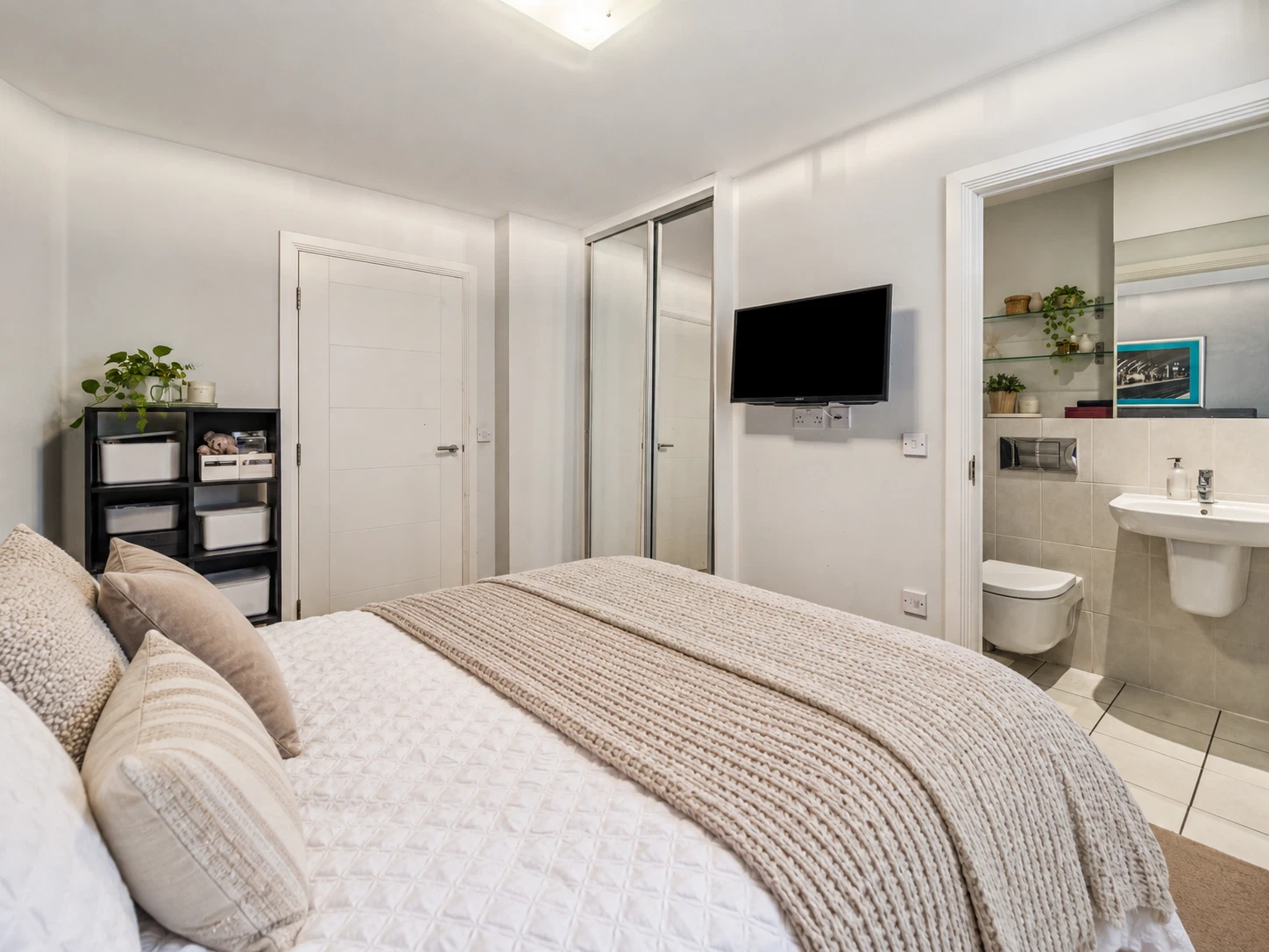 Banister Road, London, W10 - image 4
