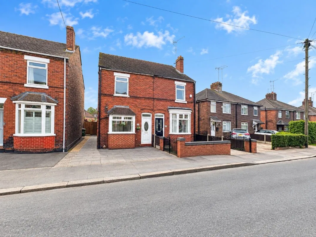 118 Talke Road, Alsager, Stoke-On-Trent, Staffordshire, ST7 2PP - image 1