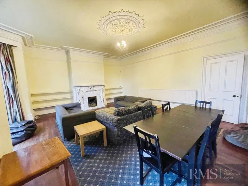 St Georges Terrace, Jesmond - image 3