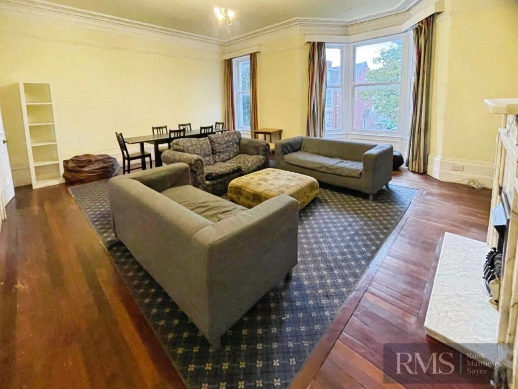 St Georges Terrace, Jesmond - image 8