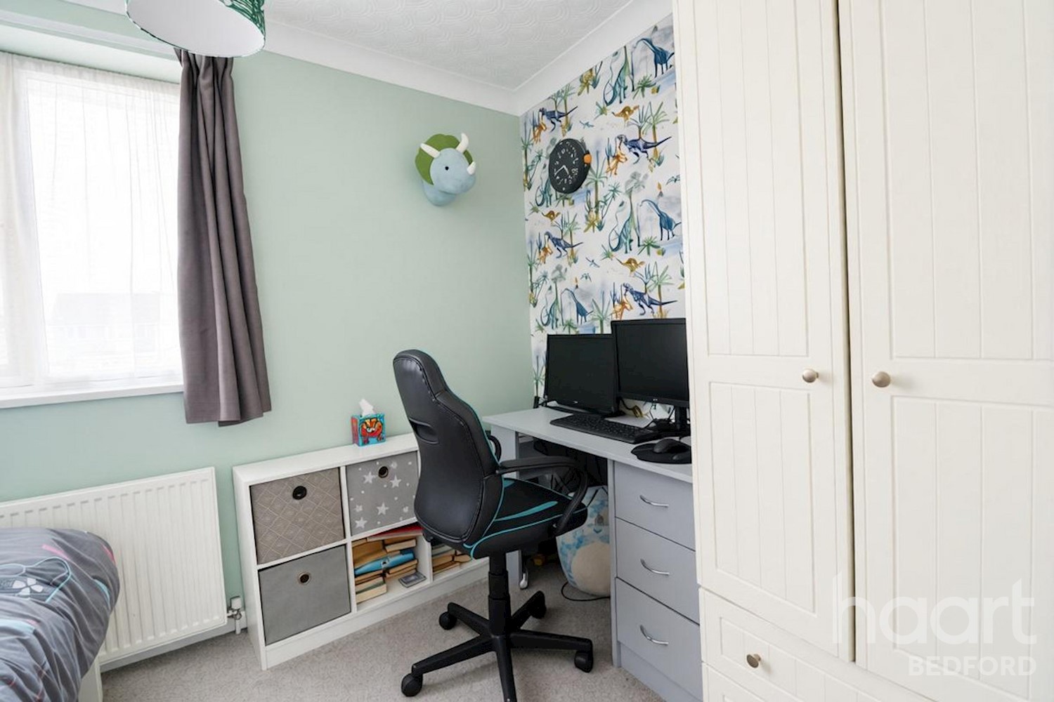 Dearne Walk, Bedford, MK41 - image 12