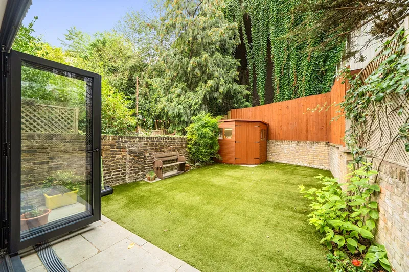 Iverson Road, London, NW6 - image 2