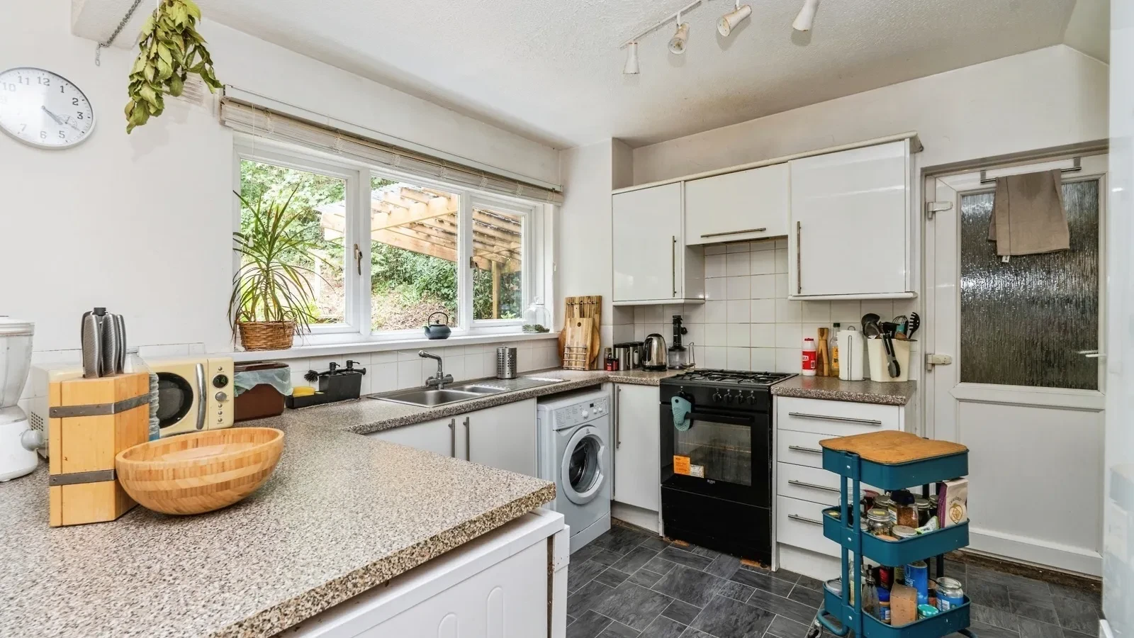Leybourne Avenue, Southampton, Hampshire, SO18 - image 7