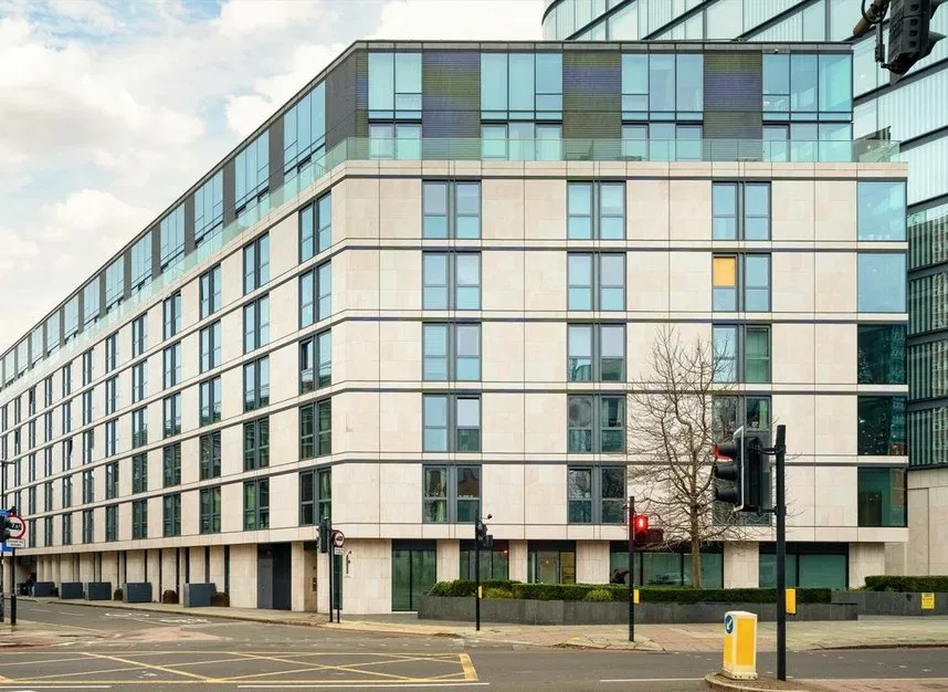 City Road, Old Street, EC1V - image 4