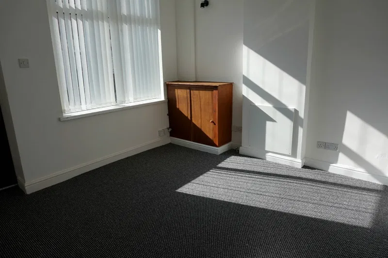 Lindley Street, Rotherham, S65 - image 3