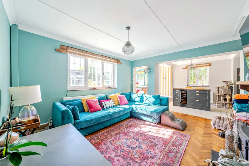 Normanhurst Road, Walton-On-Thames, KT12 3EG - image 2