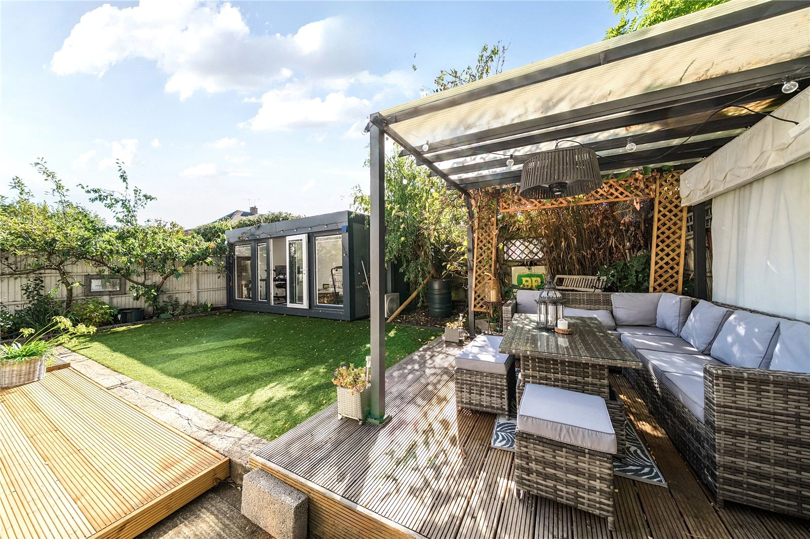 Normanhurst Road, Walton-On-Thames, KT12 3EG - image 4